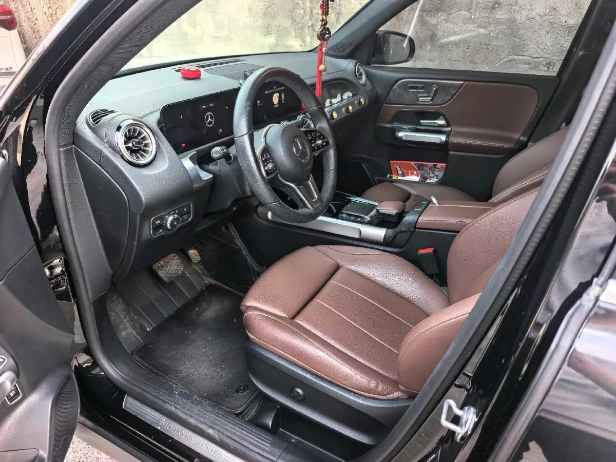 2023 Mercedes-Benz GLB Class 2.0T 190HP L4 8DCT,autocango,china used car exporter,china ev exporter,chinese used car exporter,chinese used ev exporter