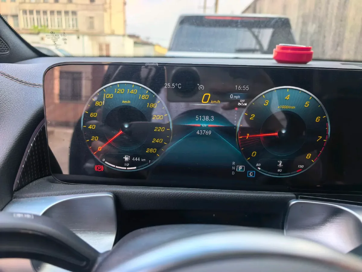 2023 Mercedes-Benz GLB Class 2.0T 190HP L4 8DCT,autocango,china used car exporter,china ev exporter,chinese used car exporter,chinese used ev exporter