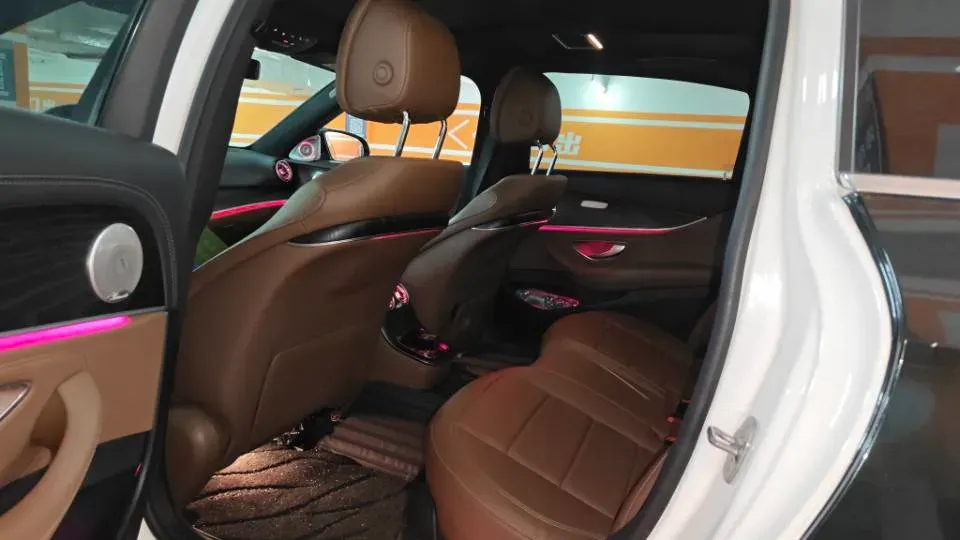 2021 Mercedes-Benz E Class 2.0T 258HP L4 9AT,autocango,china used car exporter,china ev exporter,chinese used car exporter,chinese used ev exporter