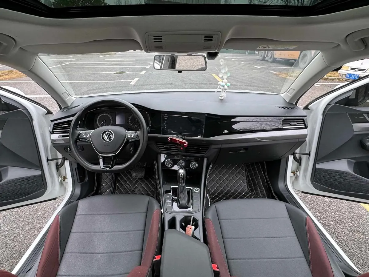 2021 Volkswagen Bora 1.5L 113HP L4 6AT,autocango,china used car exporter,china ev exporter,chinese used car exporter,chinese used ev exporter