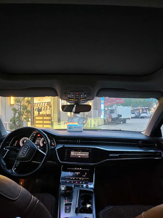 2019 Mercedes-Benz E Class 1.5T 184HP L4 9AT,autocango,china used car exporter,china ev exporter,chinese used car exporter,chinese used ev exporter