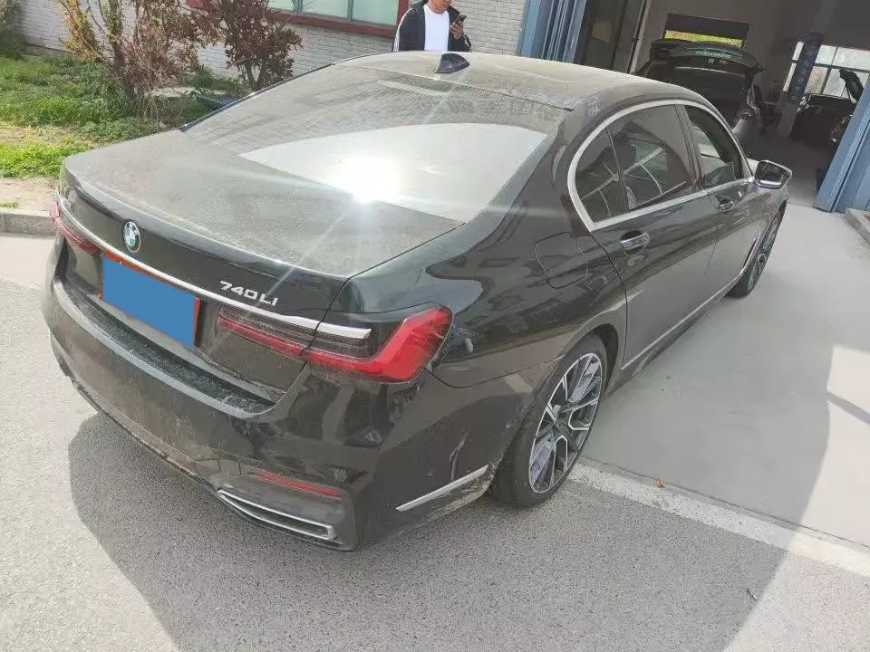 2021 BMW 7 Series 3.0T 340HP L6 8AT,autocango,china used car exporter,china ev exporter,chinese used car exporter,chinese used ev exporter