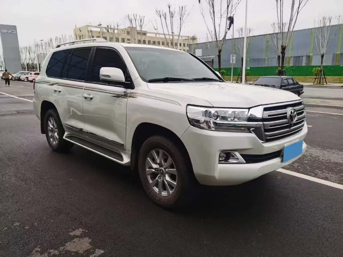 2019 Chevrolet Trax 1.0T 125HP L3 6AT,autocango,china used car exporter,china ev exporter,chinese used car exporter,chinese used ev exporter