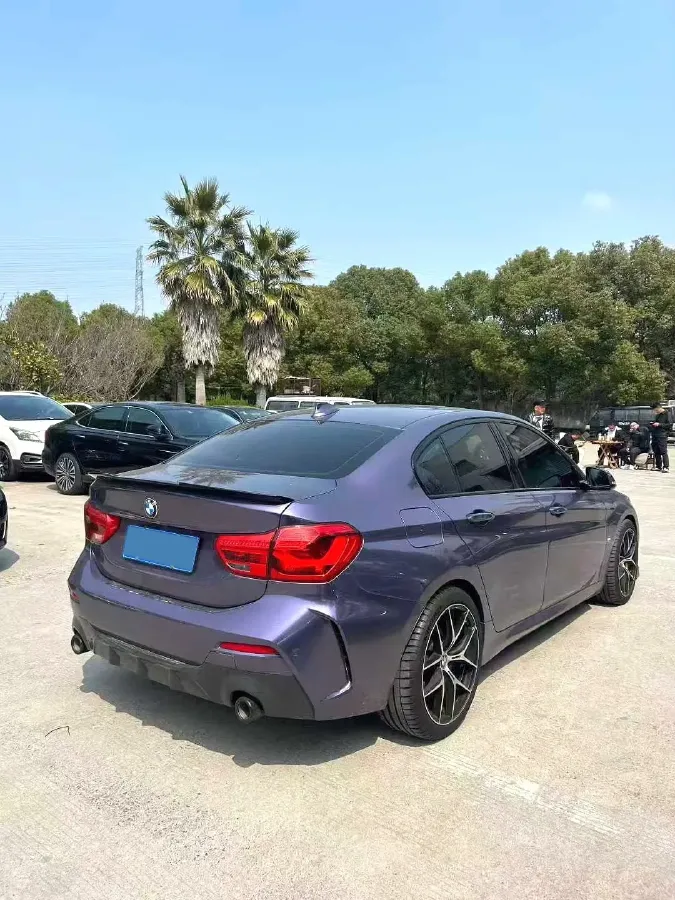 2023 BMW 1 Series 2.0T 178HP L4 7DCT,autocango,china used car exporter,china ev exporter,chinese used car exporter,chinese used ev exporter