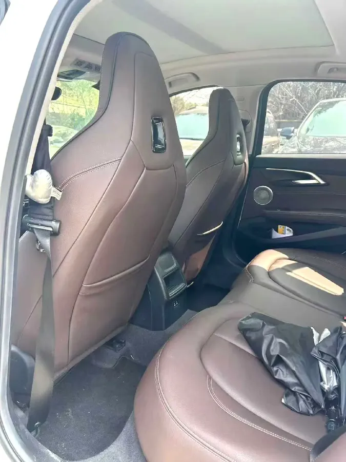 2023 BMW 1 Series 2.0T 178HP L4 7DCT,autocango,china used car exporter,china ev exporter,chinese used car exporter,chinese used ev exporter