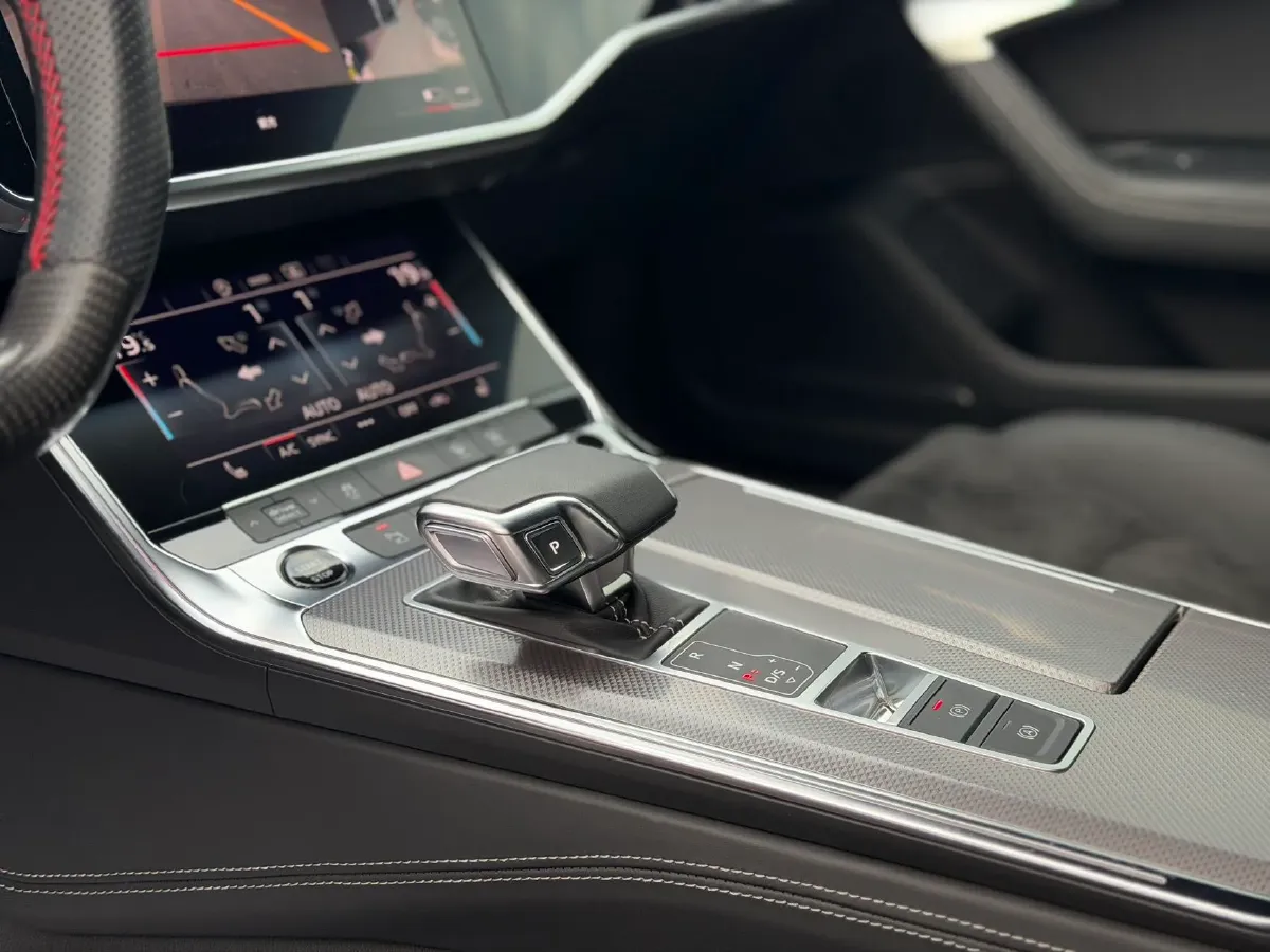 2021 Audi A6L 3.0T 340HP V6 7DCT,autocango,china used car exporter,china ev exporter,chinese used car exporter,chinese used ev exporter