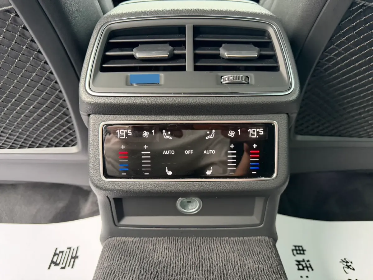 2021 Audi A6L 3.0T 340HP V6 7DCT,autocango,china used car exporter,china ev exporter,chinese used car exporter,chinese used ev exporter