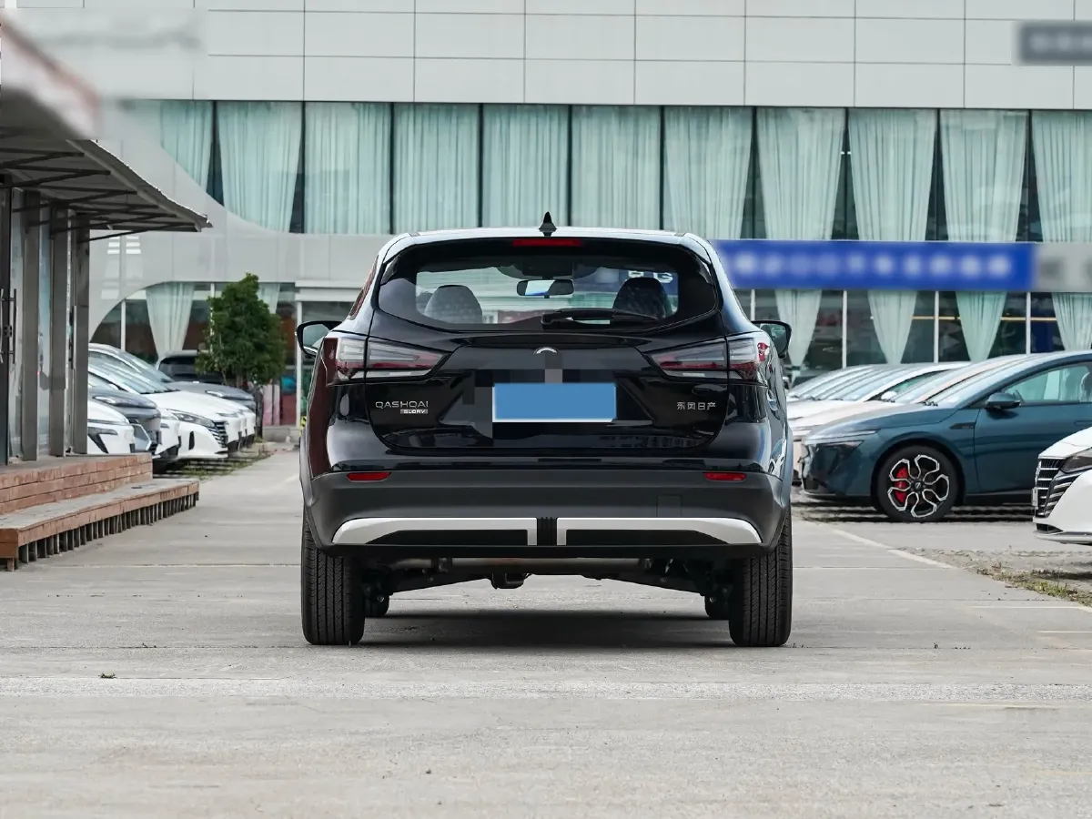 2025 Nissan Qashqai 2.0L 151HP L4 CVT,autocango,china used car exporter,china ev exporter,chinese used car exporter,chinese used ev exporter