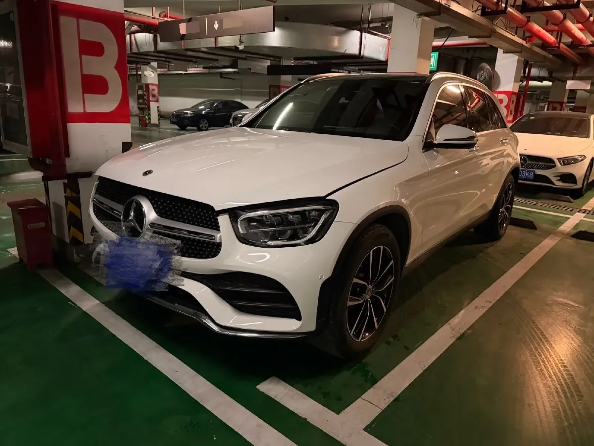 2021 Mercedes-Benz GLC Class 2.0T 197HP L4 9AT,autocango,china used car exporter,china ev exporter,chinese used car exporter,chinese used ev exporter
