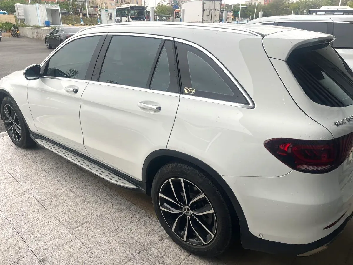 2021 Mercedes-Benz GLC Class 2.0T 197HP L4 9AT,autocango,china used car exporter,china ev exporter,chinese used car exporter,chinese used ev exporter