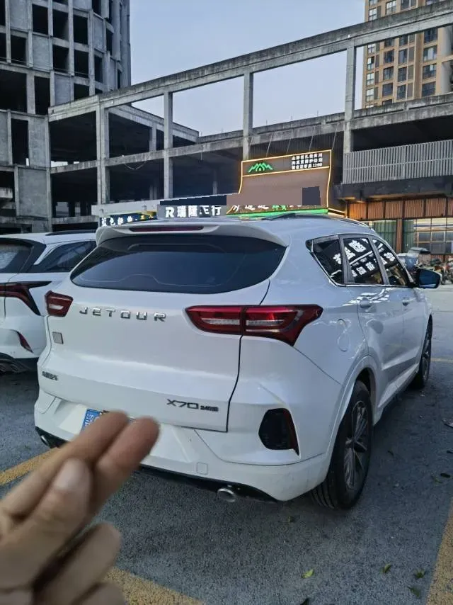 2021 Jetour X90 1.5T 156HP L4 6MT,autocango,china used car exporter,china ev exporter,chinese used car exporter,chinese used ev exporter