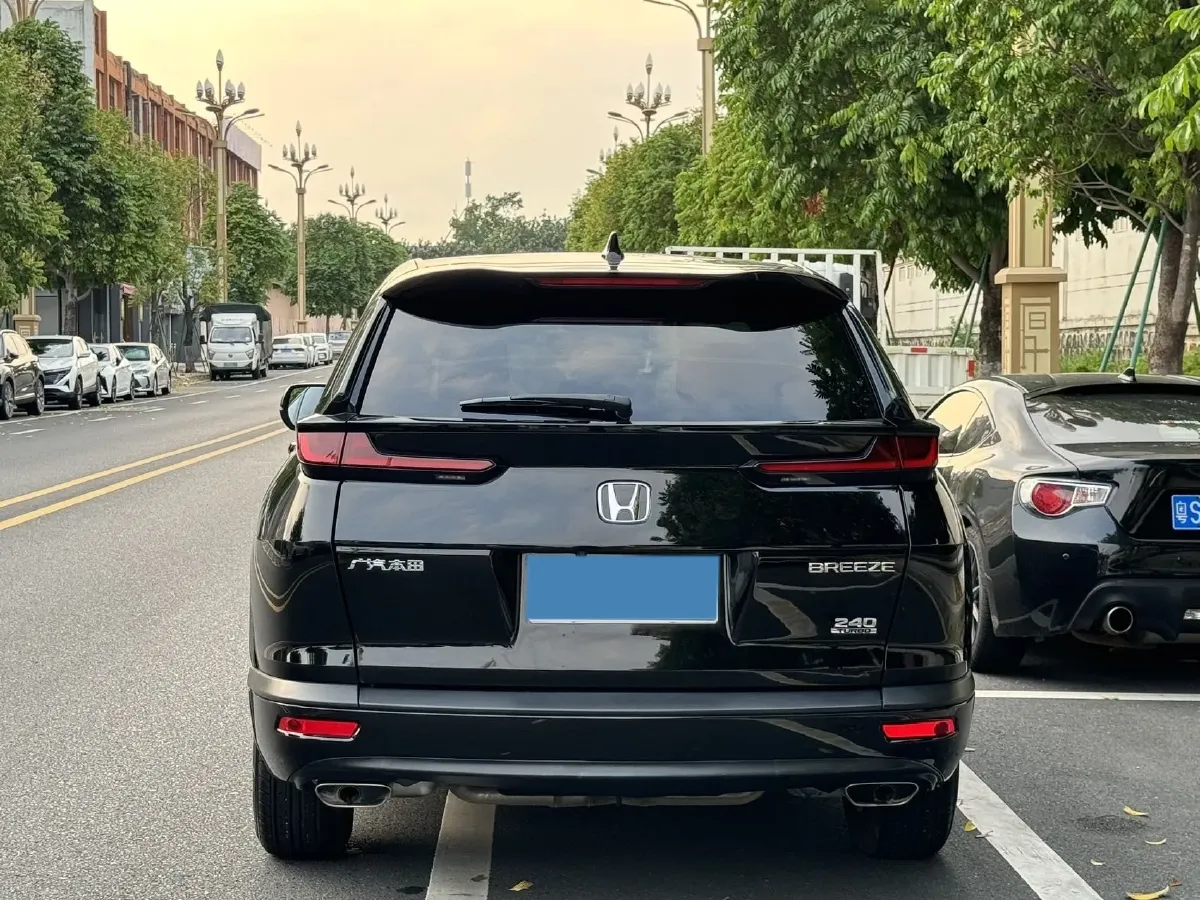 2021 Honda Breeze 1.5T 193HP L4 CVT,autocango,china used car exporter,china ev exporter,chinese used car exporter,chinese used ev exporter