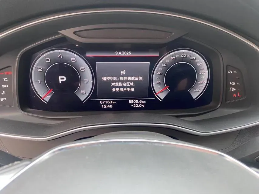 2022 Audi A6L 2.0T 190HP L4 7DCT,autocango,china used car exporter,china ev exporter,chinese used car exporter,chinese used ev exporter