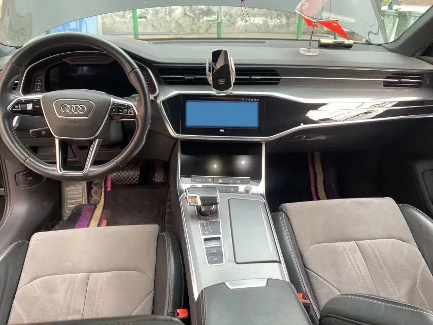 2022 Audi A6L 2.0T 190HP L4 7DCT,autocango,china used car exporter,china ev exporter,chinese used car exporter,chinese used ev exporter
