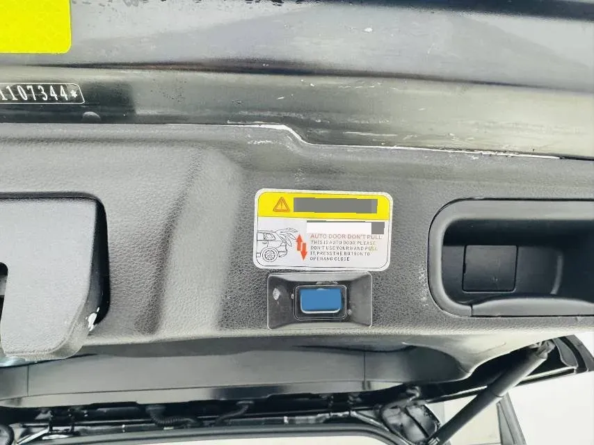 2021 GAC Trumpchi M6 1.5T 169HP L4 7DCT,autocango,china used car exporter,china ev exporter,chinese used car exporter,chinese used ev exporter