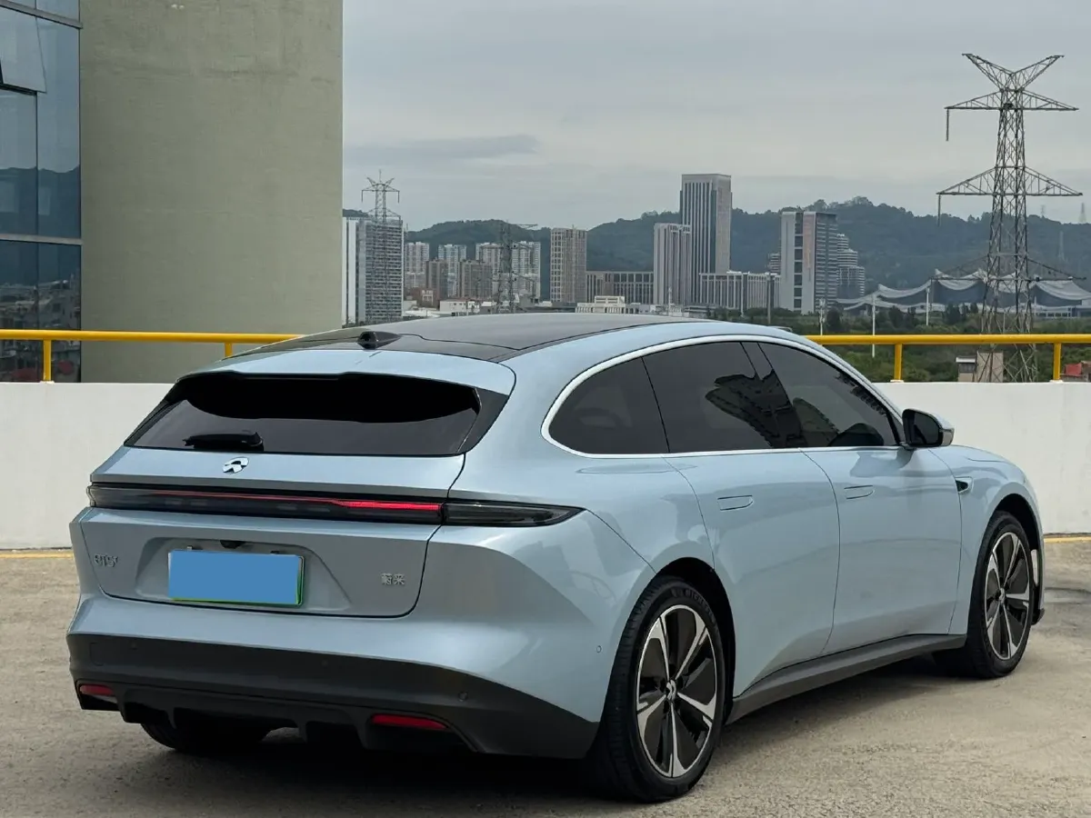 2024 NIO ET5T BEV 75KWH,autocango,china used car exporter,china ev exporter,chinese used car exporter,chinese used ev exporter