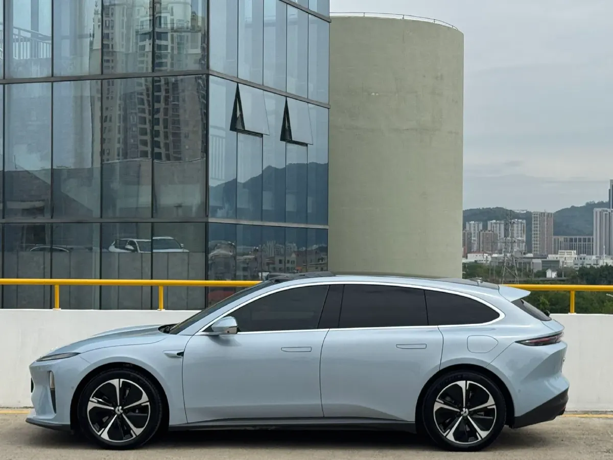 2024 NIO ET5T BEV 75KWH,autocango,china used car exporter,china ev exporter,chinese used car exporter,chinese used ev exporter