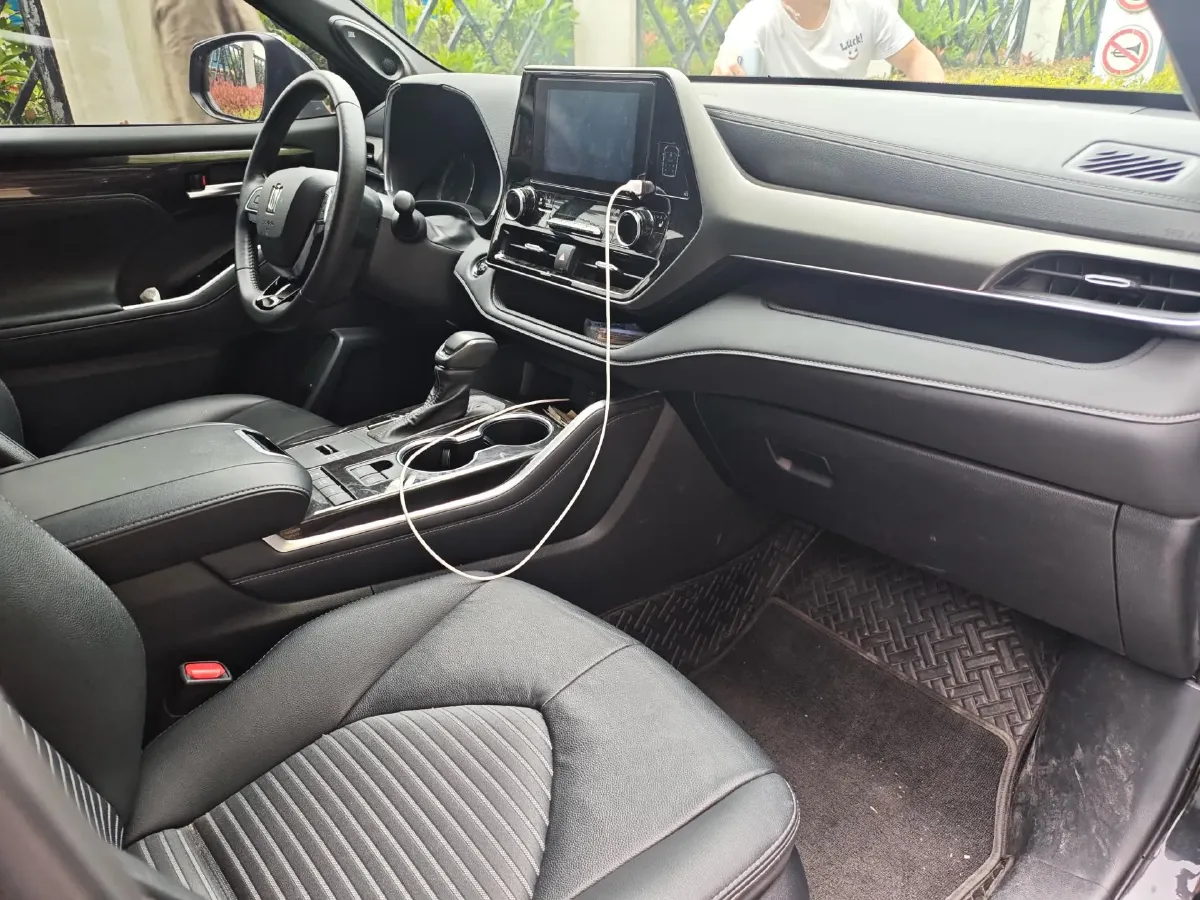 2023 Toyota Crown Kluger 2.5L 189HP L4 E-CVT Hybrid,autocango,china used car exporter,china ev exporter,chinese used car exporter,chinese used ev exporter