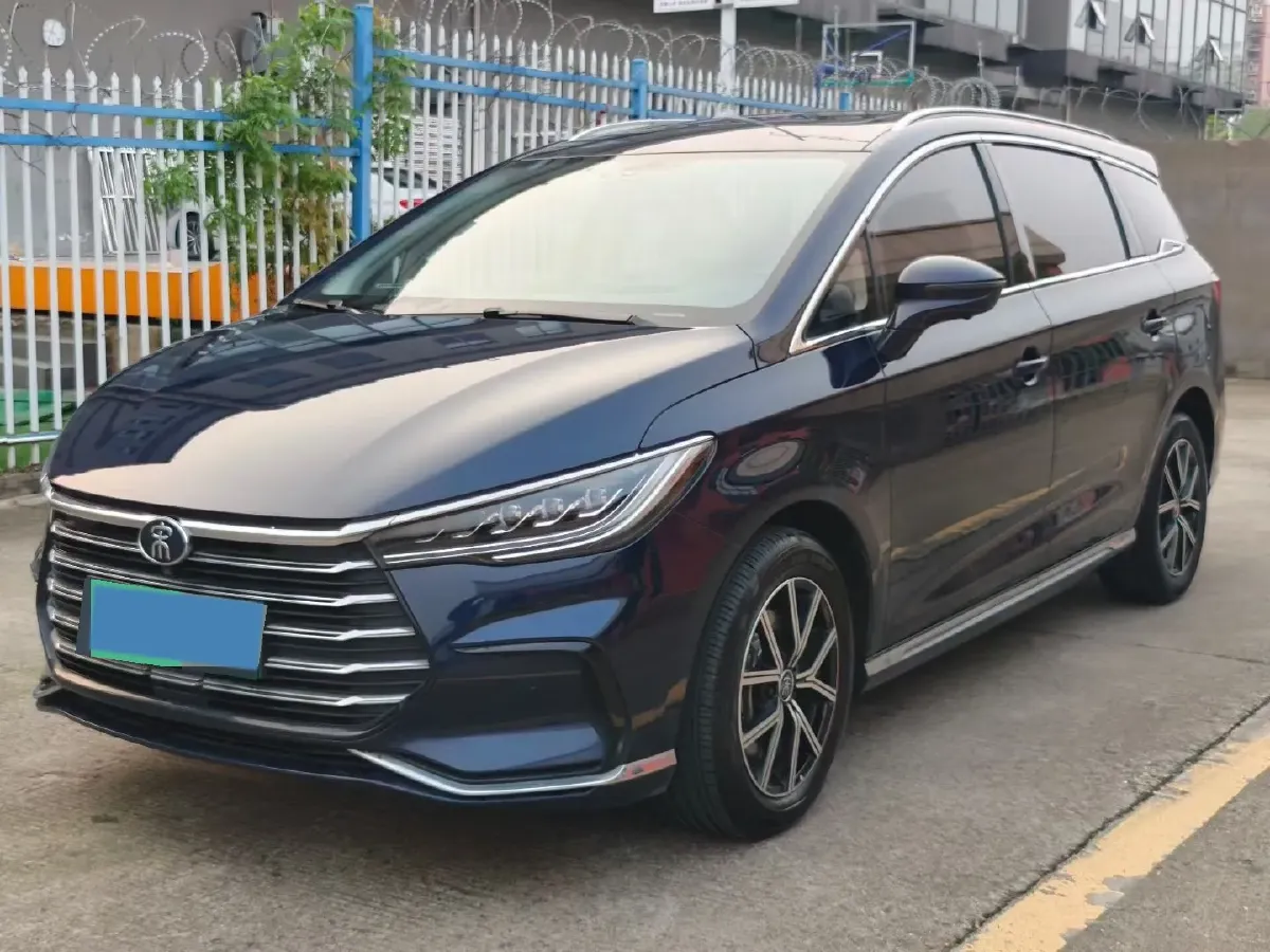 2022 Roewe RX5 MAX 2.0T 231HP L4 8AT,autocango,china used car exporter,china ev exporter,chinese used car exporter,chinese used ev exporter