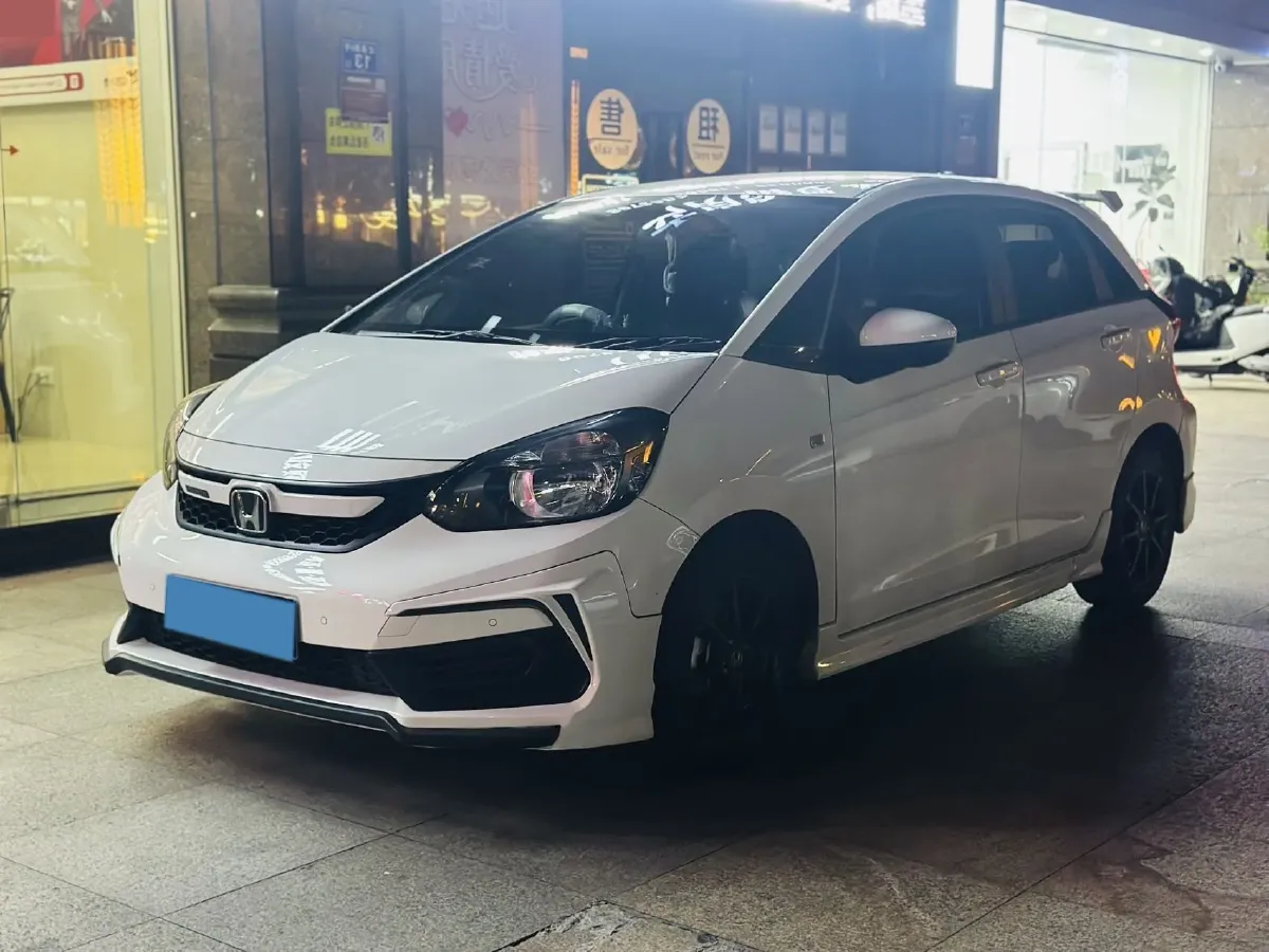 2022 Honda Fit 1.5L 131HP L4 CVT,autocango,china used car exporter,china ev exporter,chinese used car exporter,chinese used ev exporter
