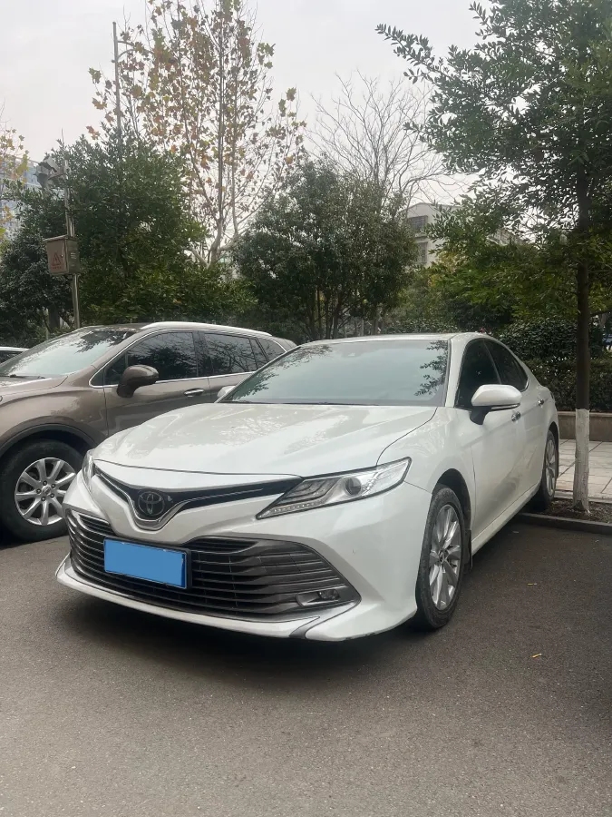 2019 Toyota Camry 2.0L 178HP L4 CVT,autocango,china used car exporter,china ev exporter,chinese used car exporter,chinese used ev exporter