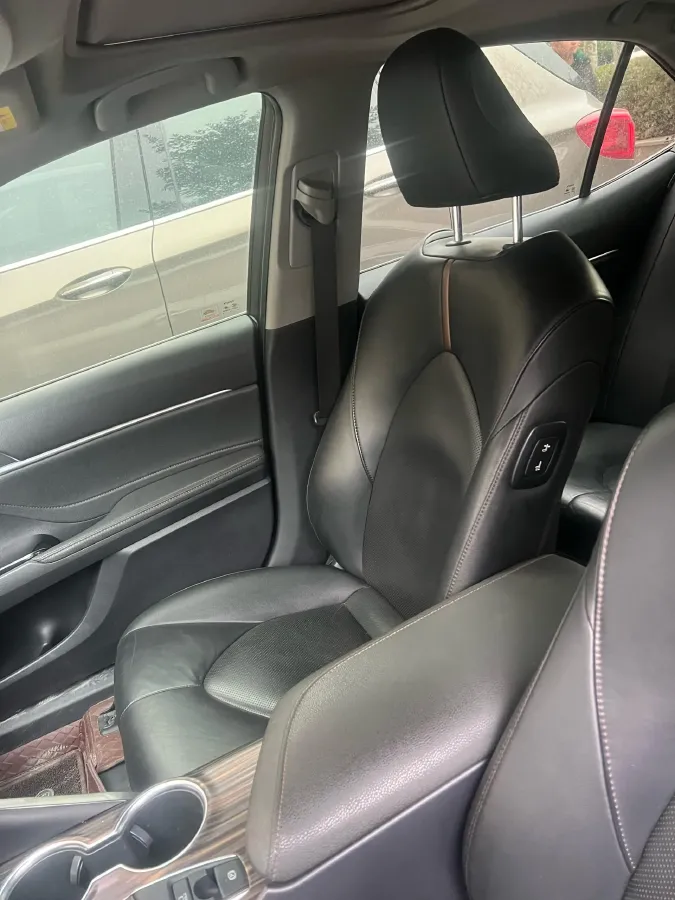 2019 Toyota Camry 2.0L 178HP L4 CVT,autocango,china used car exporter,china ev exporter,chinese used car exporter,chinese used ev exporter