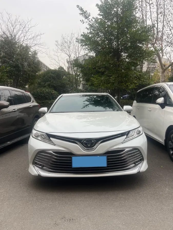2019 Toyota Camry 2.0L 178HP L4 CVT,autocango,china used car exporter,china ev exporter,chinese used car exporter,chinese used ev exporter