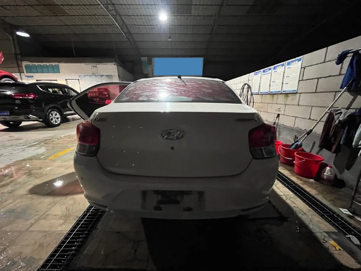 2017 Hyundai Reina 1.4L 95HP L4 5MT,autocango,china used car exporter,china ev exporter,chinese used car exporter,chinese used ev exporter