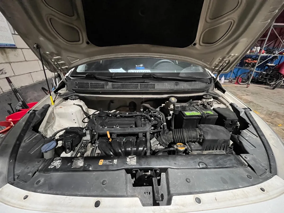 2017 Hyundai Reina 1.4L 95HP L4 5MT,autocango,china used car exporter,china ev exporter,chinese used car exporter,chinese used ev exporter