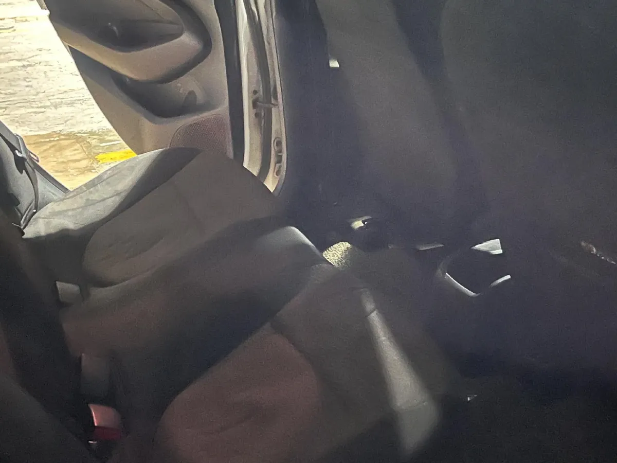 2017 Hyundai Reina 1.4L 95HP L4 5MT,autocango,china used car exporter,china ev exporter,chinese used car exporter,chinese used ev exporter