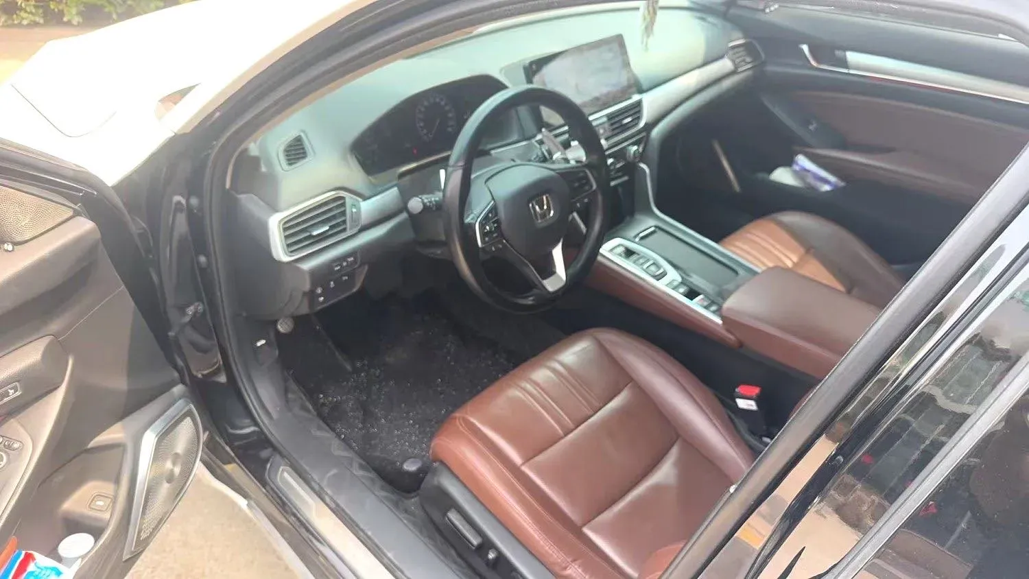 2019 Honda Inspire 2.0L 146HP L4 E-CVT Hybrid,autocango,china used car exporter,china ev exporter,chinese used car exporter,chinese used ev exporter