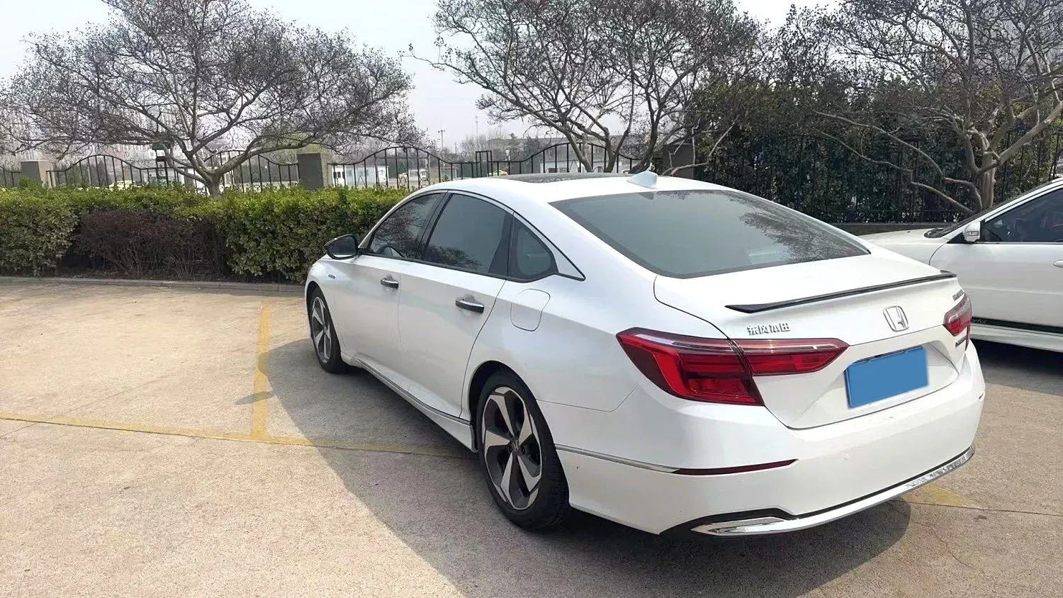 2019 Honda Inspire 2.0L 146HP L4 E-CVT Hybrid,autocango,china used car exporter,china ev exporter,chinese used car exporter,chinese used ev exporter