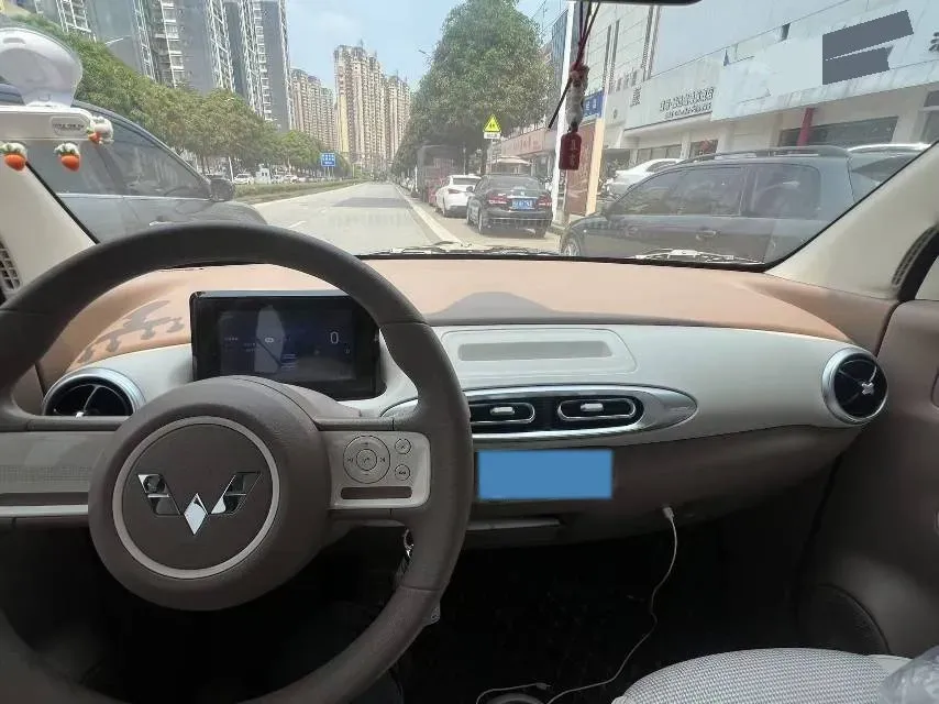 2026 WuLing XingGuangL 1.5L 106HP L4 E-CVT PHEV,autocango,china used car exporter,china ev exporter,chinese used car exporter,chinese used ev exporter