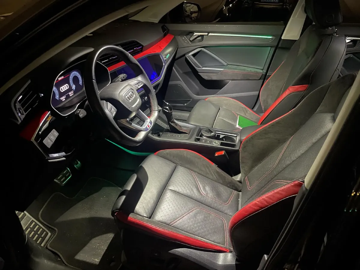 2020 Audi Q3 Sportback 2.0T 220HP L4 7DCT,autocango,china used car exporter,china ev exporter,chinese used car exporter,chinese used ev exporter