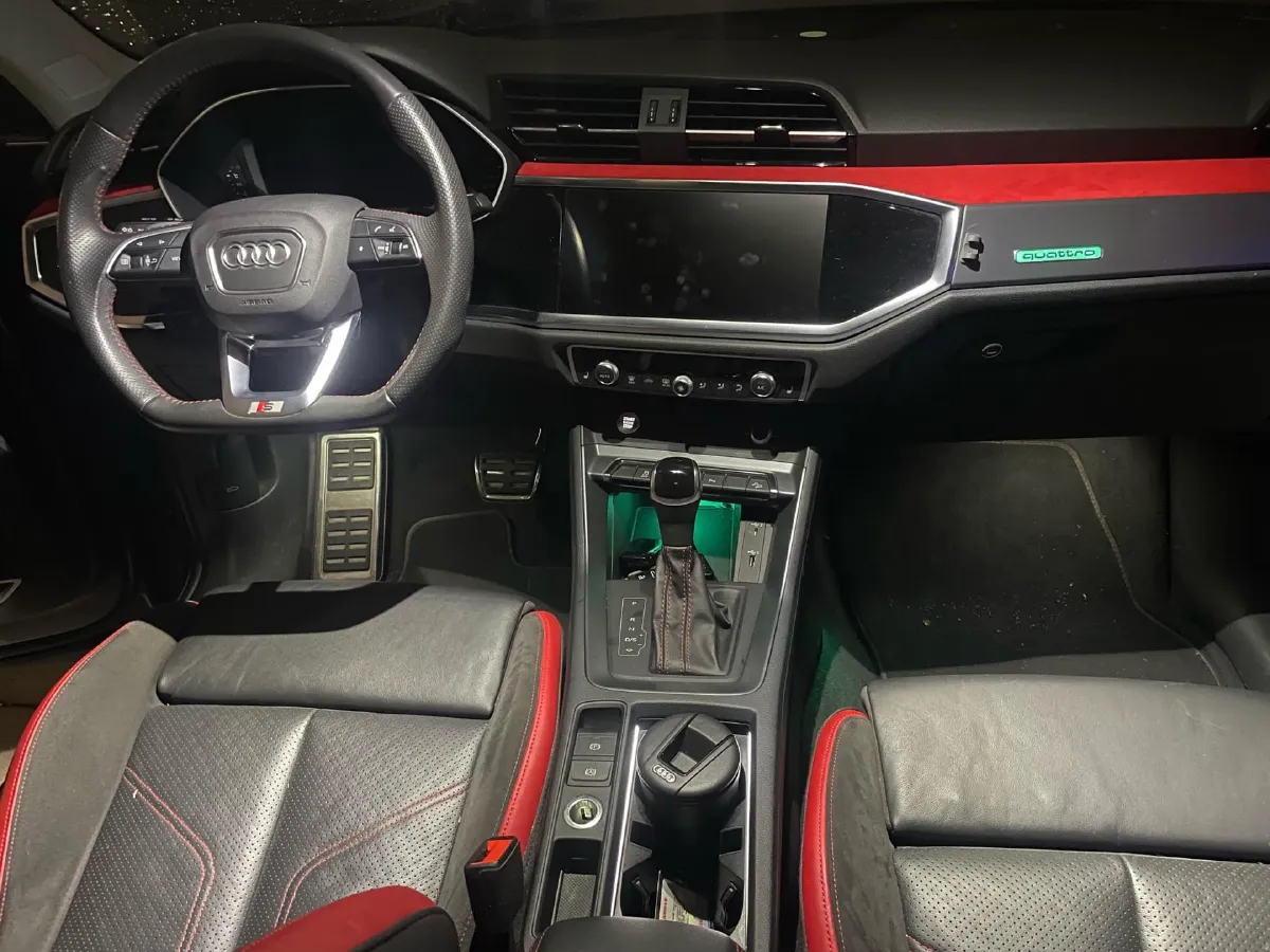 2020 Audi Q3 Sportback 2.0T 220HP L4 7DCT,autocango,china used car exporter,china ev exporter,chinese used car exporter,chinese used ev exporter