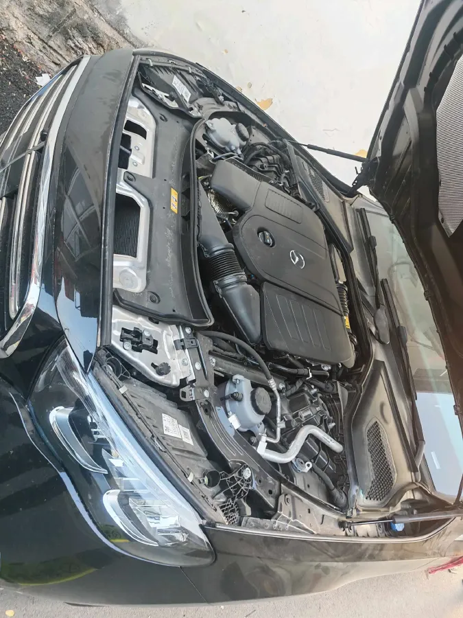 2025 Mercedes-Benz E Class 2.0T 258HP L4 9AT,autocango,china used car exporter,china ev exporter,chinese used car exporter,chinese used ev exporter