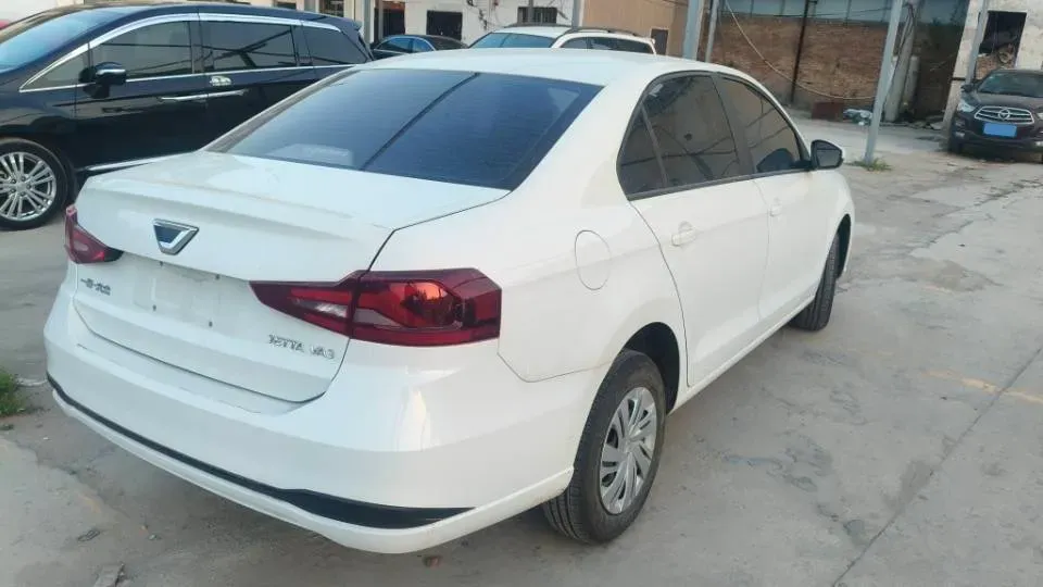 2021 Jetta VA3 1.5L 112HP L4 5MT,autocango,china used car exporter,china ev exporter,chinese used car exporter,chinese used ev exporter