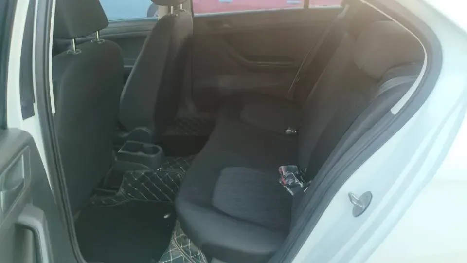 2021 Jetta VA3 1.5L 112HP L4 5MT,autocango,china used car exporter,china ev exporter,chinese used car exporter,chinese used ev exporter