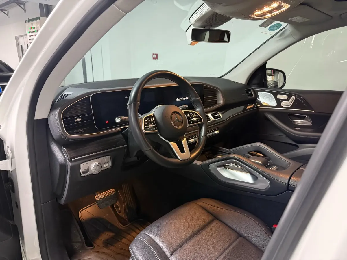 2020 Mercedes-Benz GLE Class 2.0T 258HP L4 9AT,autocango,china used car exporter,china ev exporter,chinese used car exporter,chinese used ev exporter