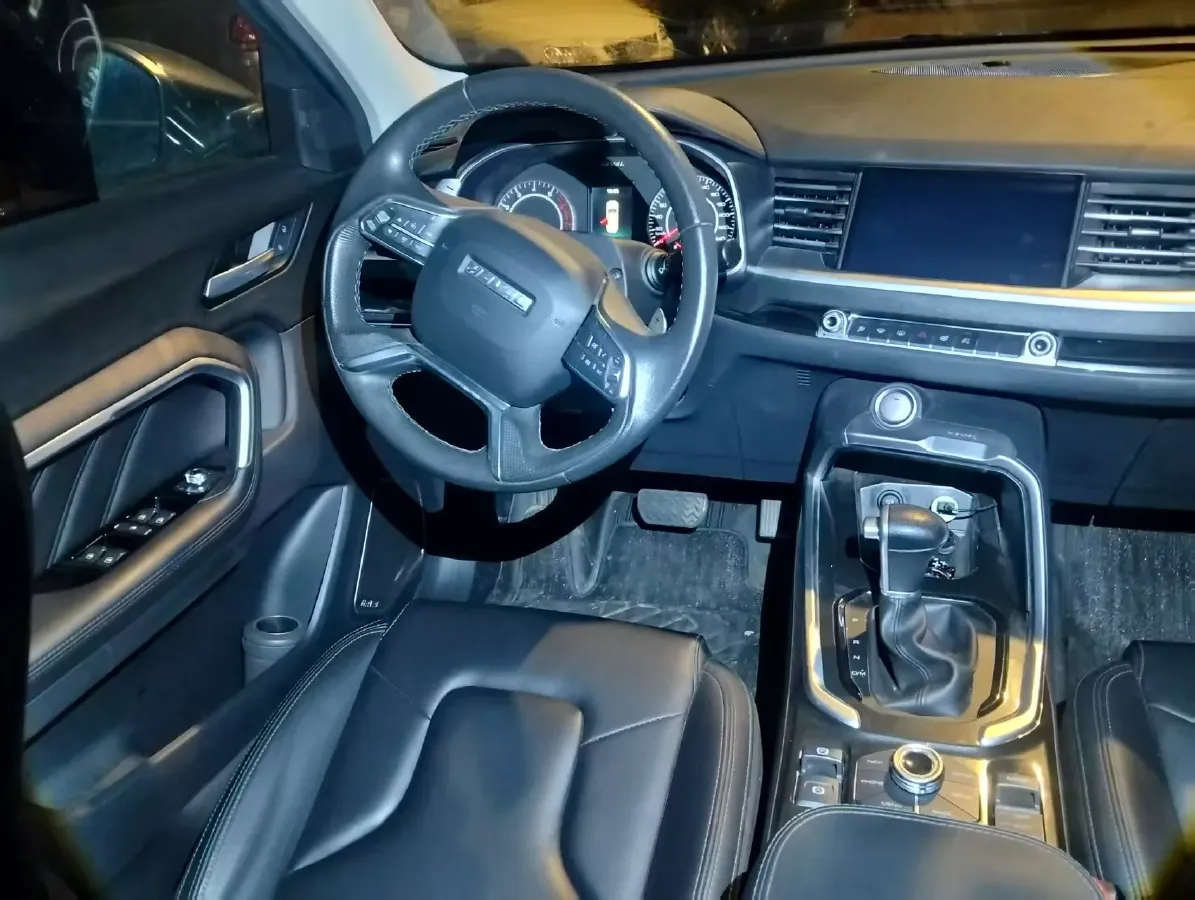 2018 Haval H6 1.5T 169HP L4 7DCT,autocango,china used car exporter,china ev exporter,chinese used car exporter,chinese used ev exporter