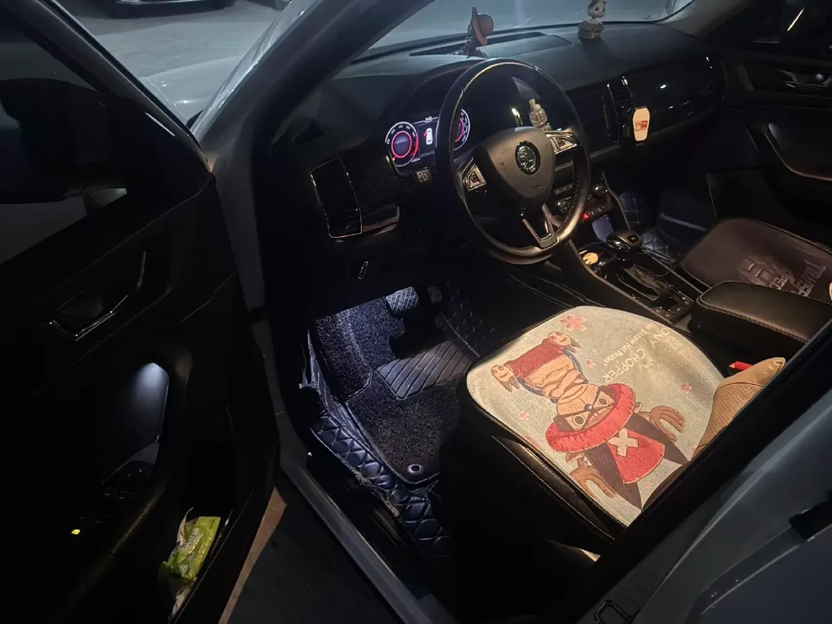 2017 Skoda Kodiak 1.8T 180HP L4 7DCT,autocango,china used car exporter,china ev exporter,chinese used car exporter,chinese used ev exporter