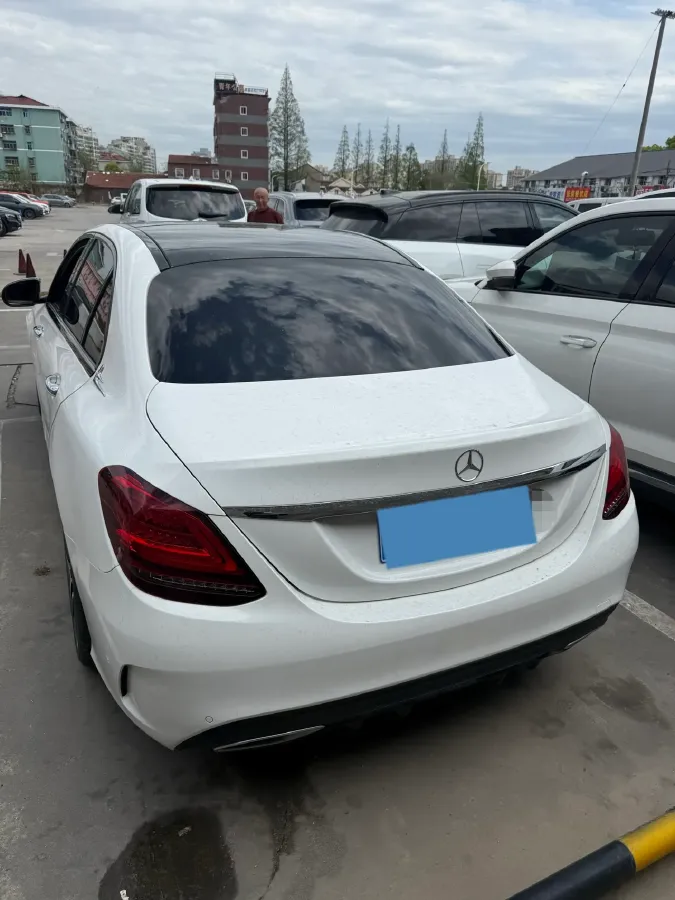 2021 Mercedes-Benz C Class 1.5T 184HP L4 9AT,autocango,china used car exporter,china ev exporter,chinese used car exporter,chinese used ev exporter