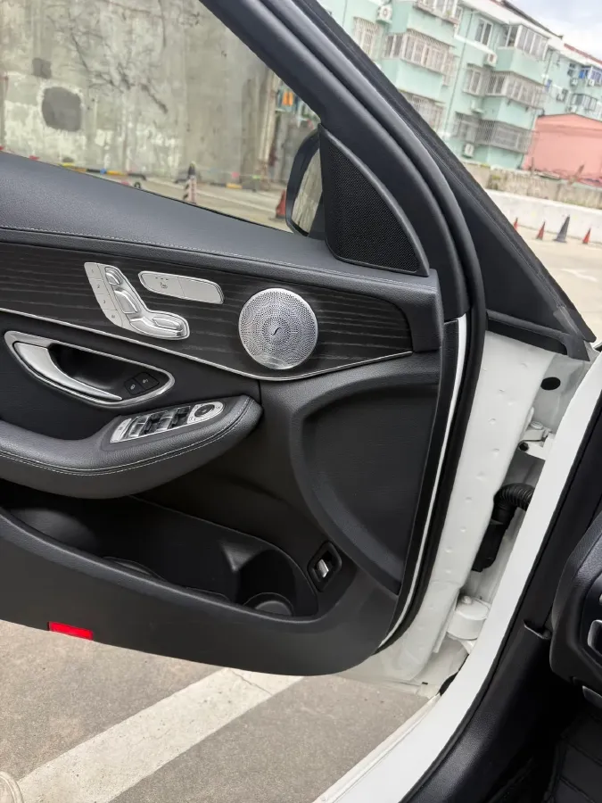 2021 Mercedes-Benz C Class 1.5T 184HP L4 9AT,autocango,china used car exporter,china ev exporter,chinese used car exporter,chinese used ev exporter