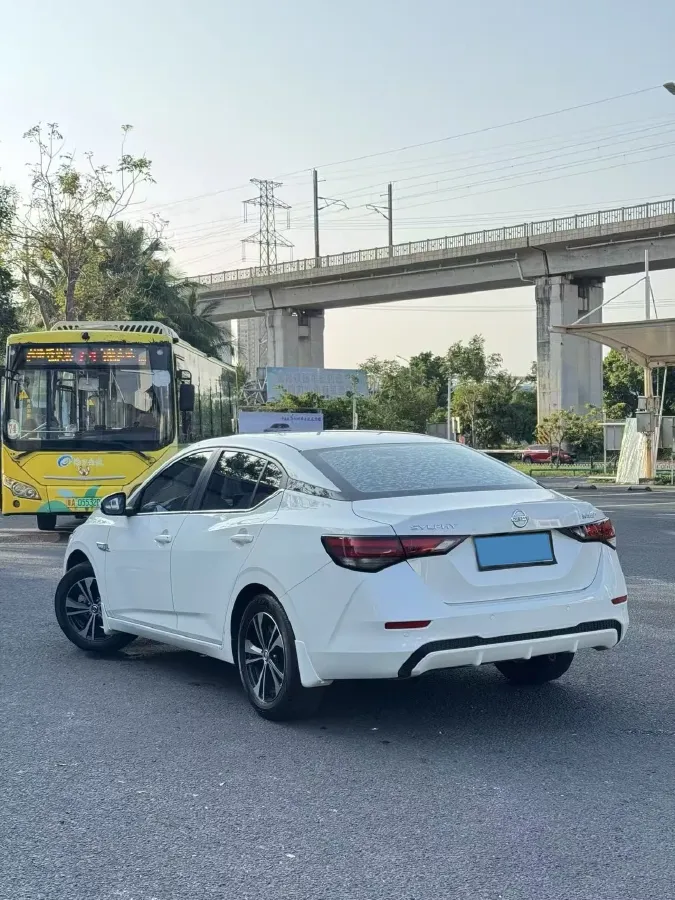 2022 Nissan Sylphy 1.6L 135HP L4 CVT,autocango,china used car exporter,china ev exporter,chinese used car exporter,chinese used ev exporter