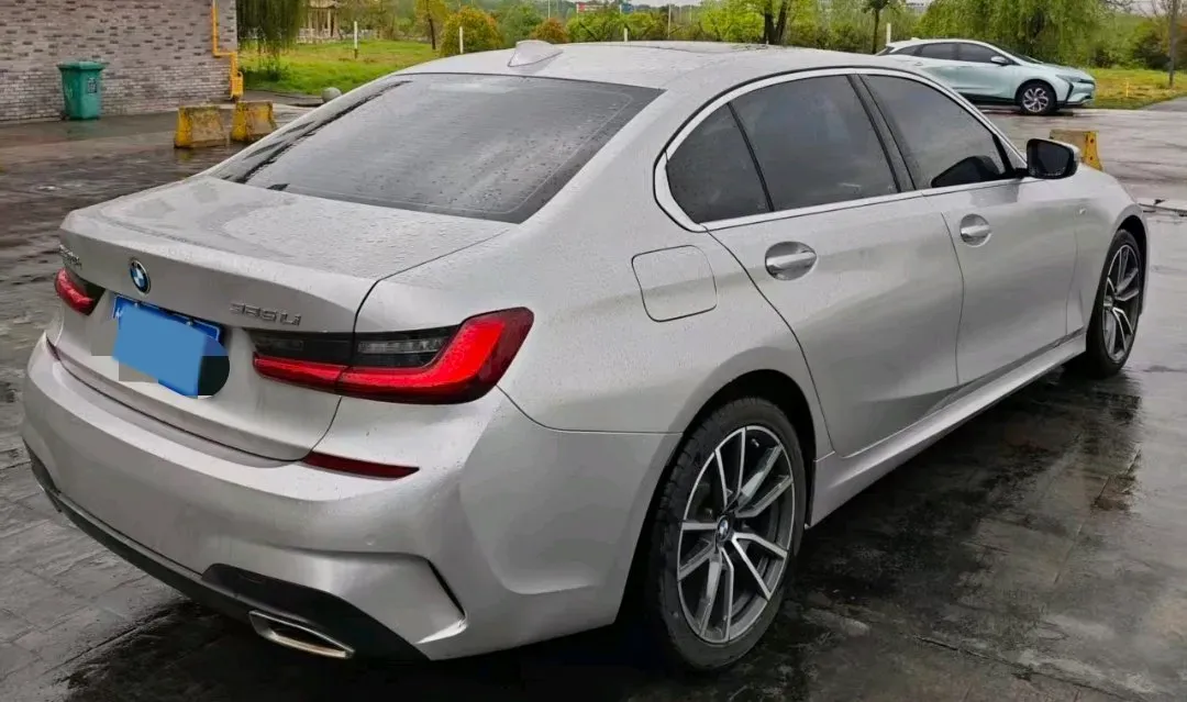 2022 BMW 3 Series 2.0T 156HP L4 8AT,autocango,china used car exporter,china ev exporter,chinese used car exporter,chinese used ev exporter