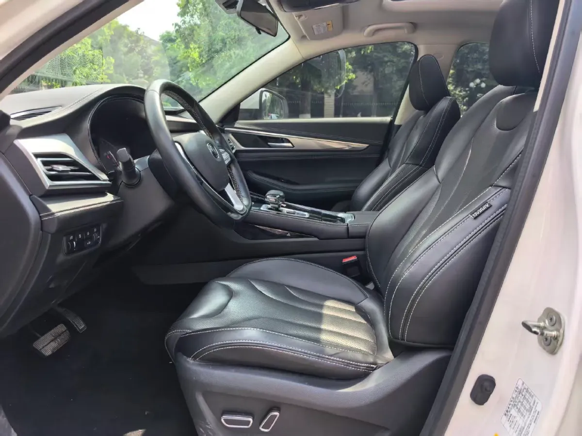 2023 ChangAn CS85 Coupe 1.5T 188HP L4 7DCT,autocango,china used car exporter,china ev exporter,chinese used car exporter,chinese used ev exporter