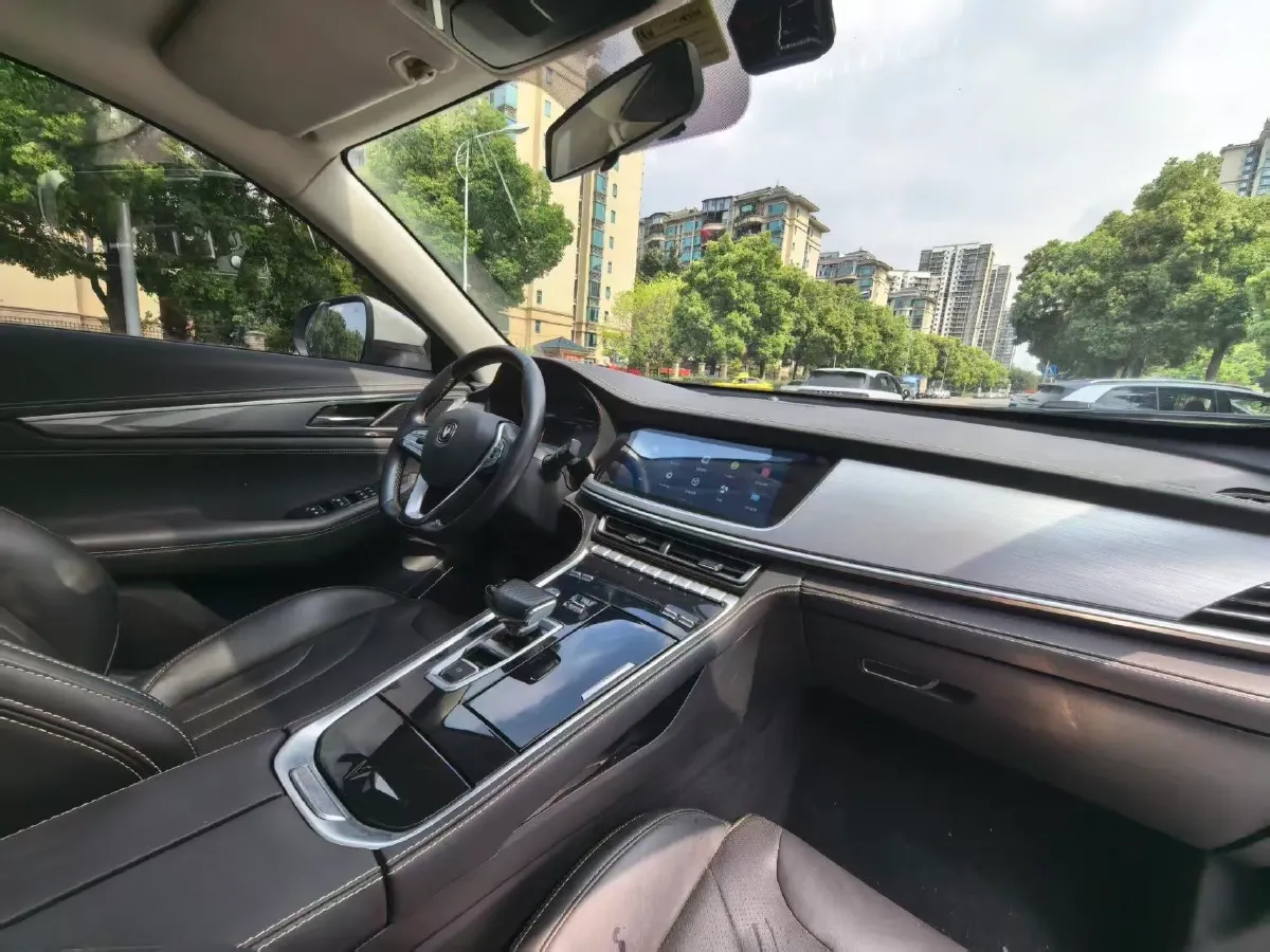 2023 ChangAn CS85 Coupe 1.5T 188HP L4 7DCT,autocango,china used car exporter,china ev exporter,chinese used car exporter,chinese used ev exporter