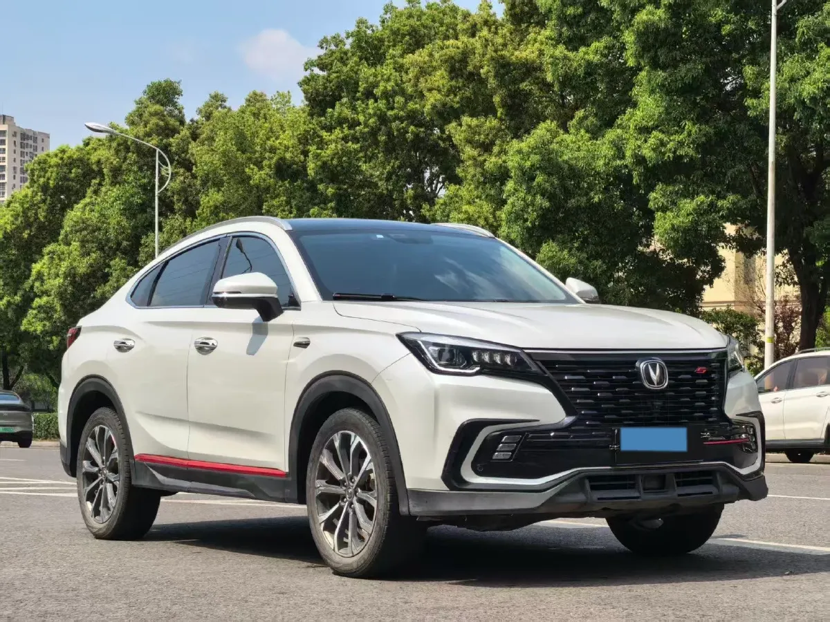 2023 ChangAn CS85 Coupe 1.5T 188HP L4 7DCT,autocango,china used car exporter,china ev exporter,chinese used car exporter,chinese used ev exporter