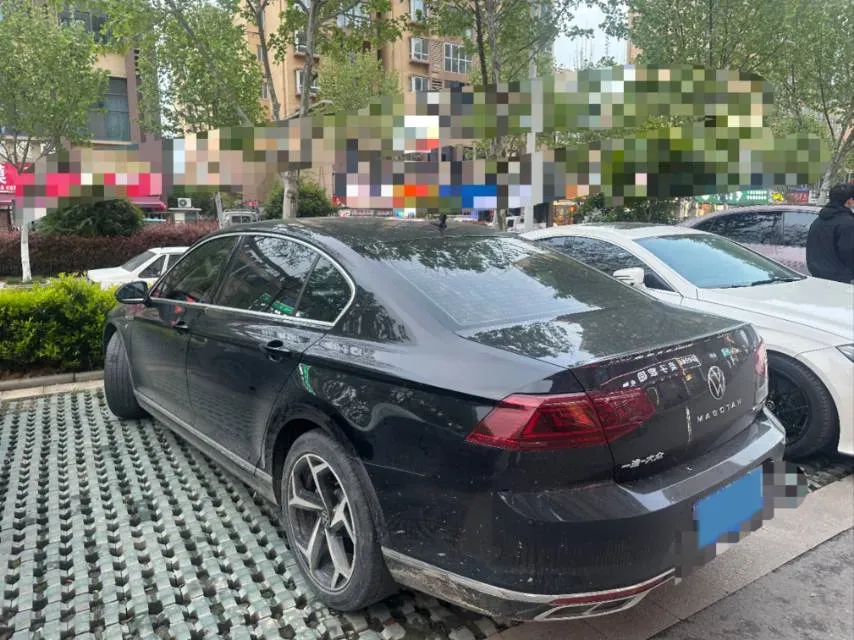 2023 Volkswagen Magotan 2.0T 186HP L4 7DCT,autocango,china used car exporter,china ev exporter,chinese used car exporter,chinese used ev exporter