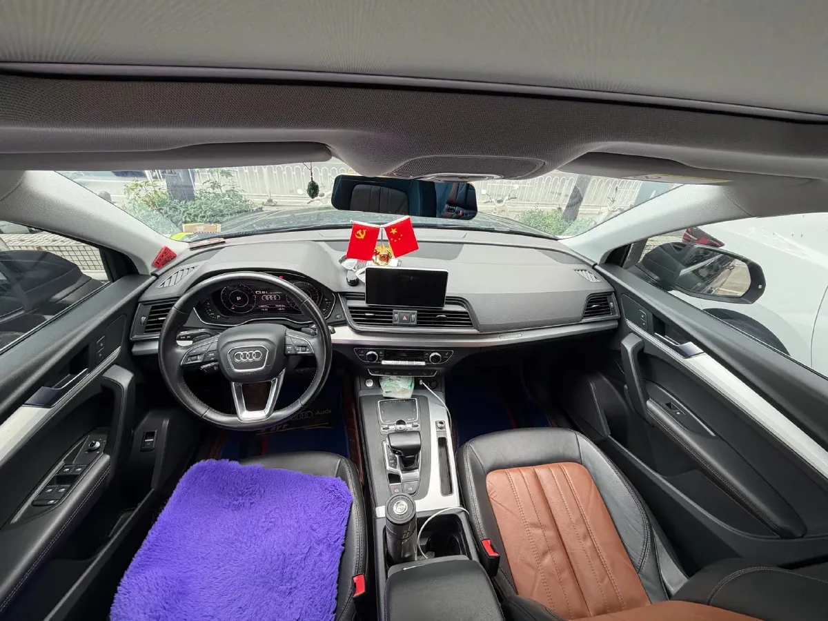 2020 Audi Q5L 2.0T 190HP L4 7DCT,autocango,china used car exporter,china ev exporter,chinese used car exporter,chinese used ev exporter